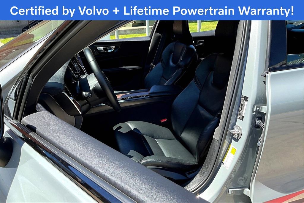 Used 2025 Volvo S60 B5 Plus FWD image 32
