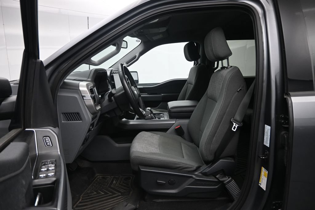 Used 2023 Ford F150 Lightning XLT AWD/4WD image 20