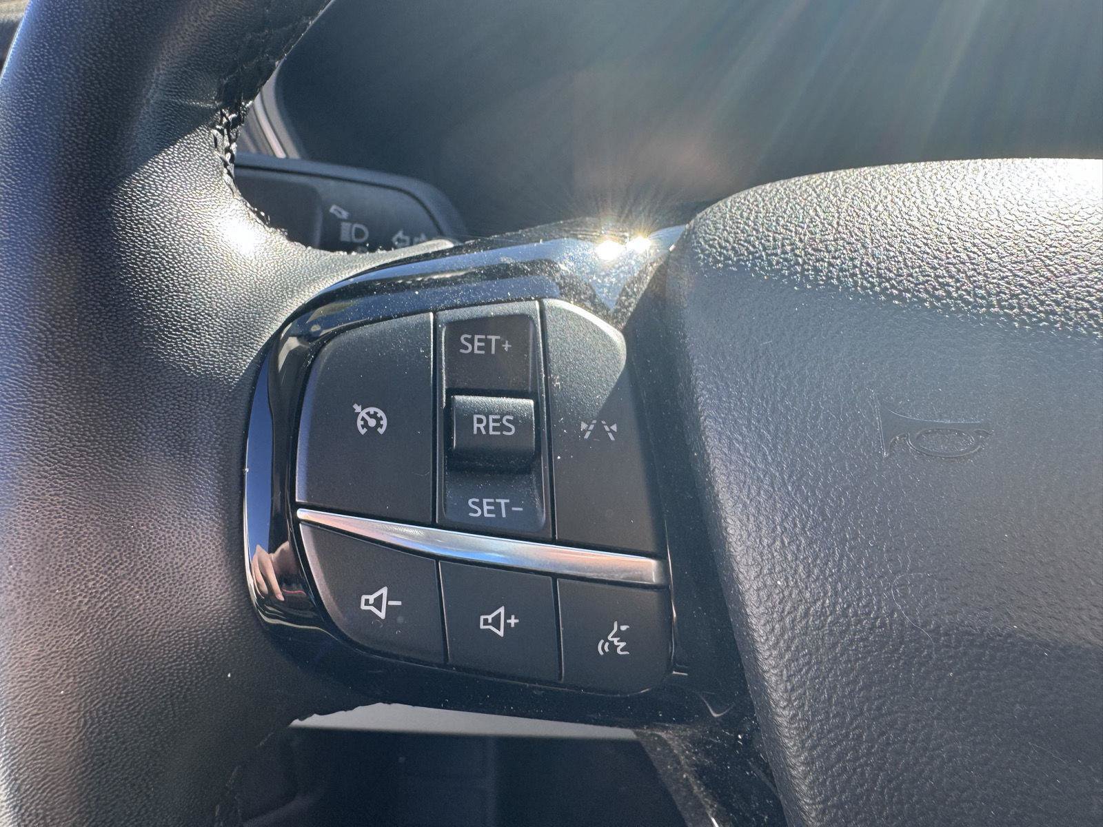 Used 2023 Ford Escape Active AWD/4WD image 14