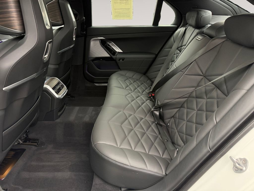 Certified 2025 BMW 740i xDrive image 13
