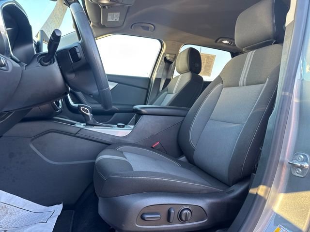 Used 2025 Chevrolet Blazer LT image 16