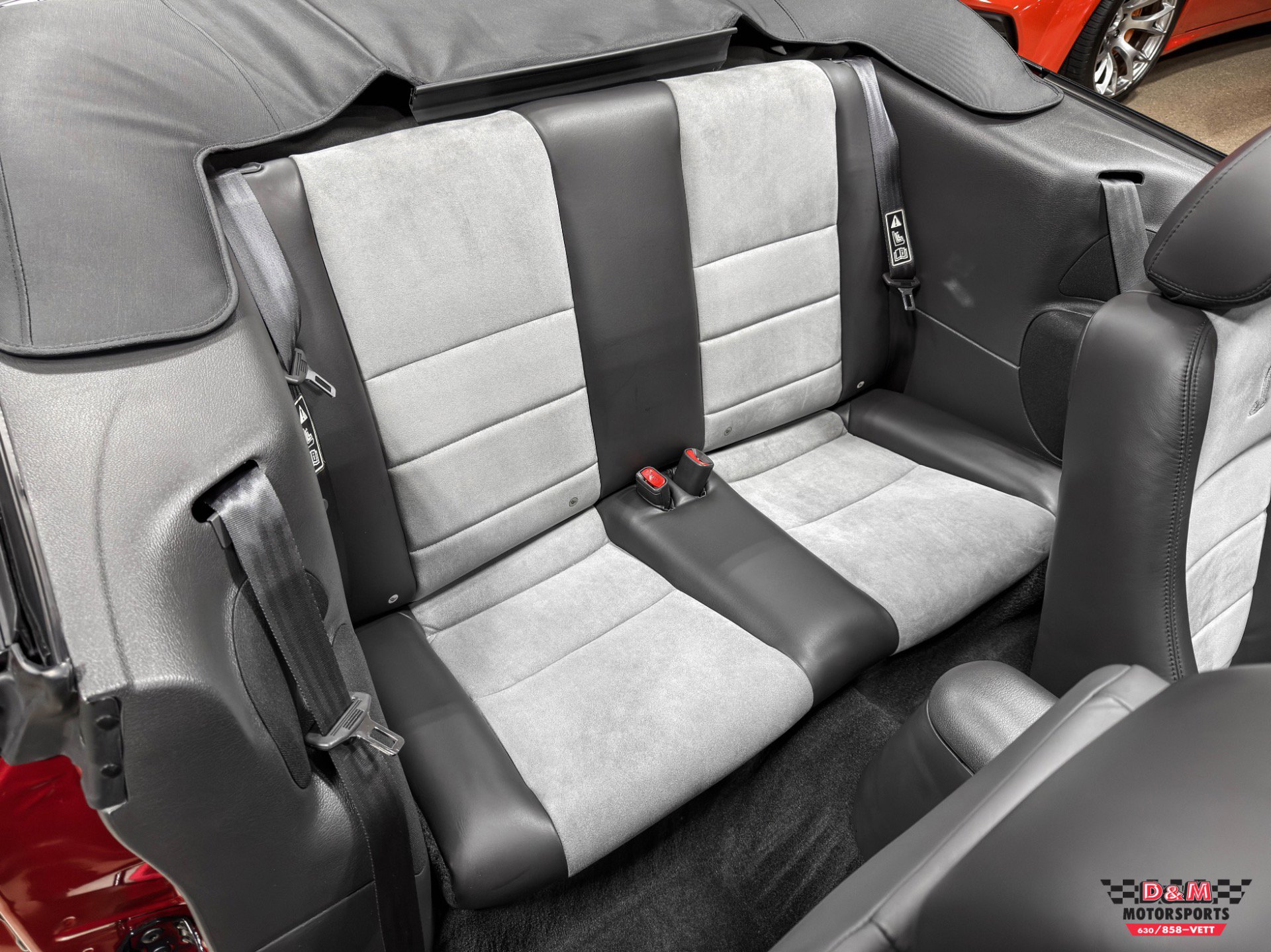 Used 2003 Ford Mustang Convertible image 24