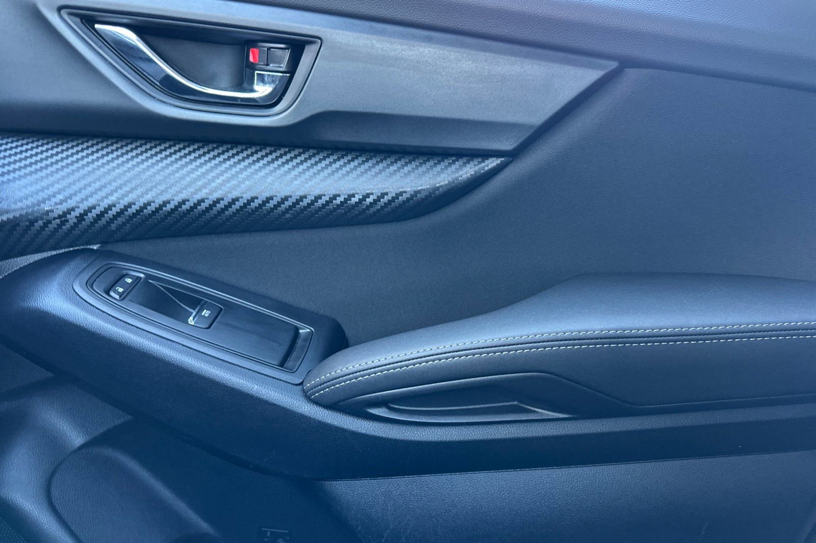 Used 2024 Subaru Ascent Premium w/ Convenience Package image 20