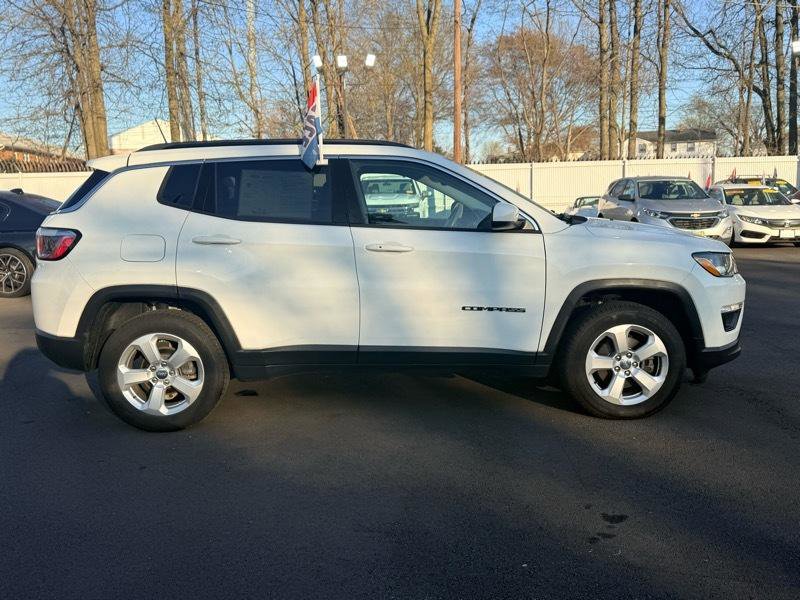 Used 2018 Jeep Compass Latitude w/ Popular Equipment Group image 5