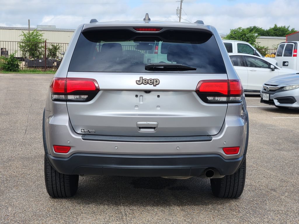 Used 2017 Jeep Grand Cherokee Laredo 75th Anniversary RWD image 6