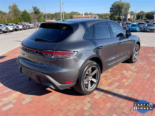 Used 2023 Porsche Macan image 36