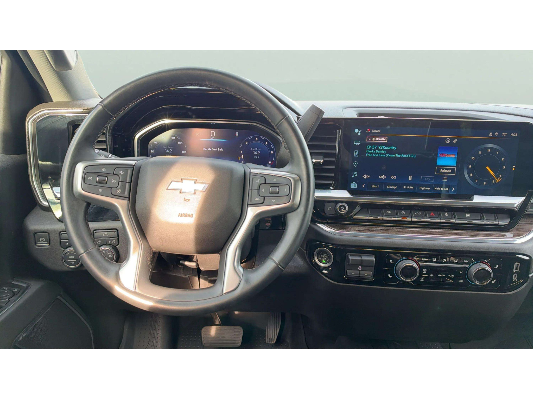 Used 2023 Chevrolet Silverado 1500 LT AWD/4WD image 12
