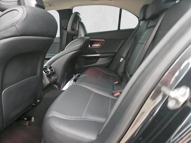 Used 2022 Mercedes-Benz C 300 Sedan image 10