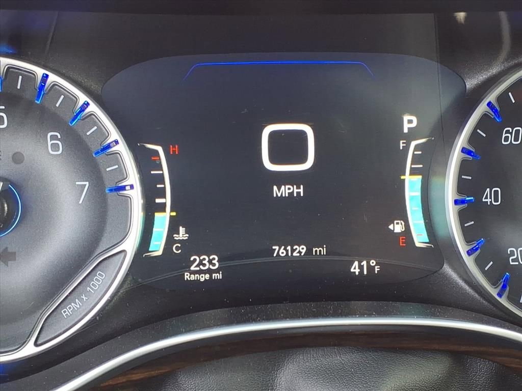 Certified 2023 Chrysler Pacifica Limited image 20