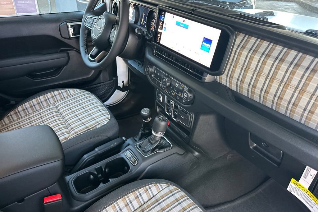 New 2026 Jeep Gladiator Sport AWD/4WD image 15
