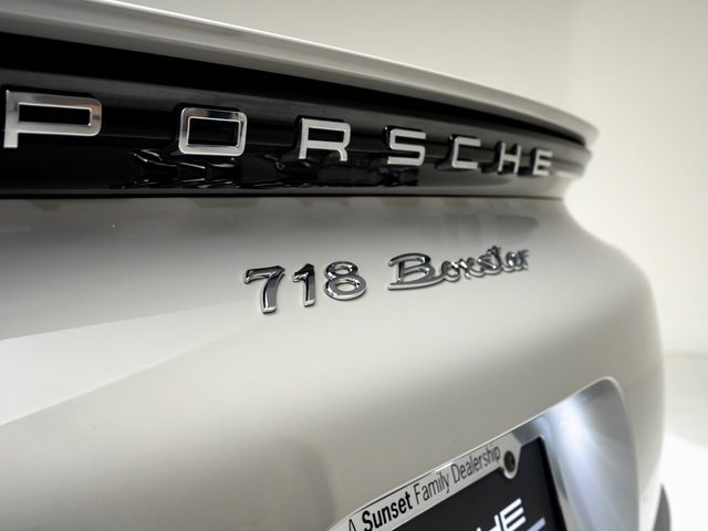 Used 2024 Porsche 718 Boxster image 38