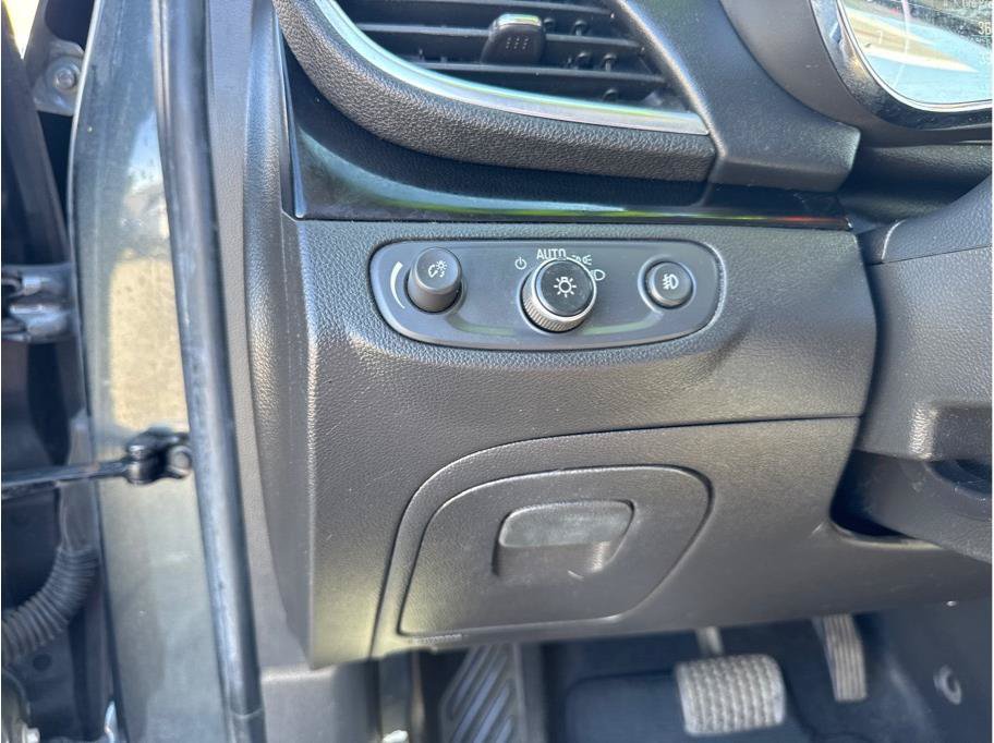 Used 2018 Buick Encore Premium FWD image 19