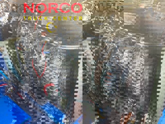 Used 2018 Chevrolet Express 2500 image 8