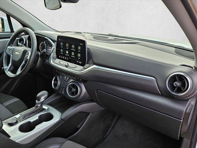Used 2025 Chevrolet Blazer LT FWD image 21