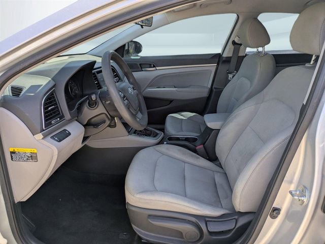 Used 2017 Hyundai Elantra SE image 21