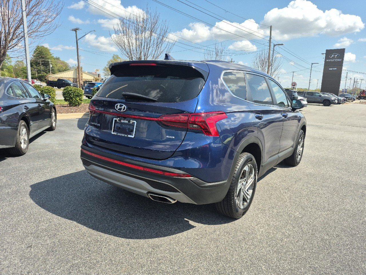 Used 2023 Hyundai Santa Fe SE image 13