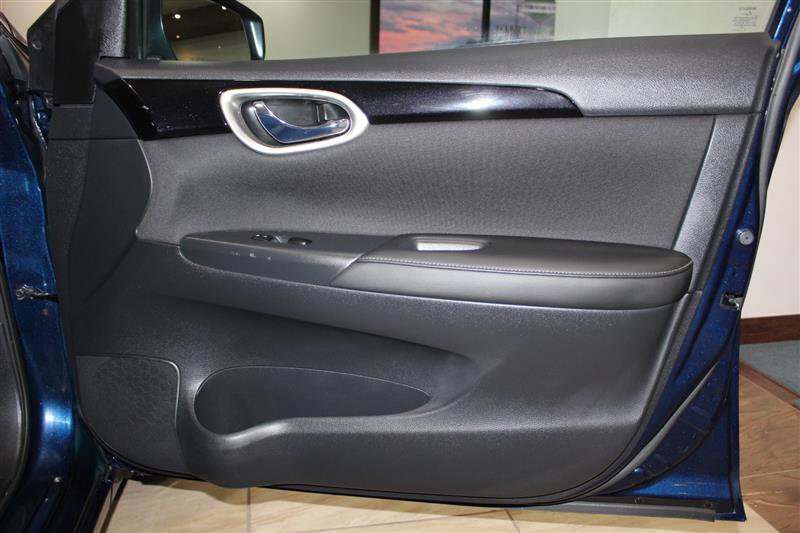 Used 2019 Nissan Sentra SV image 29