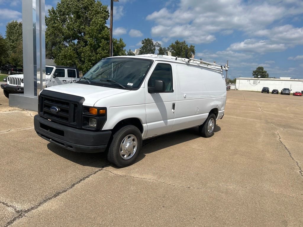 Used 2010 Ford E-250 and Econoline 250 image 1