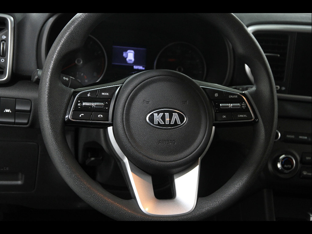 Used 2020 Kia Sportage LX w/ LX Popular Package image 7