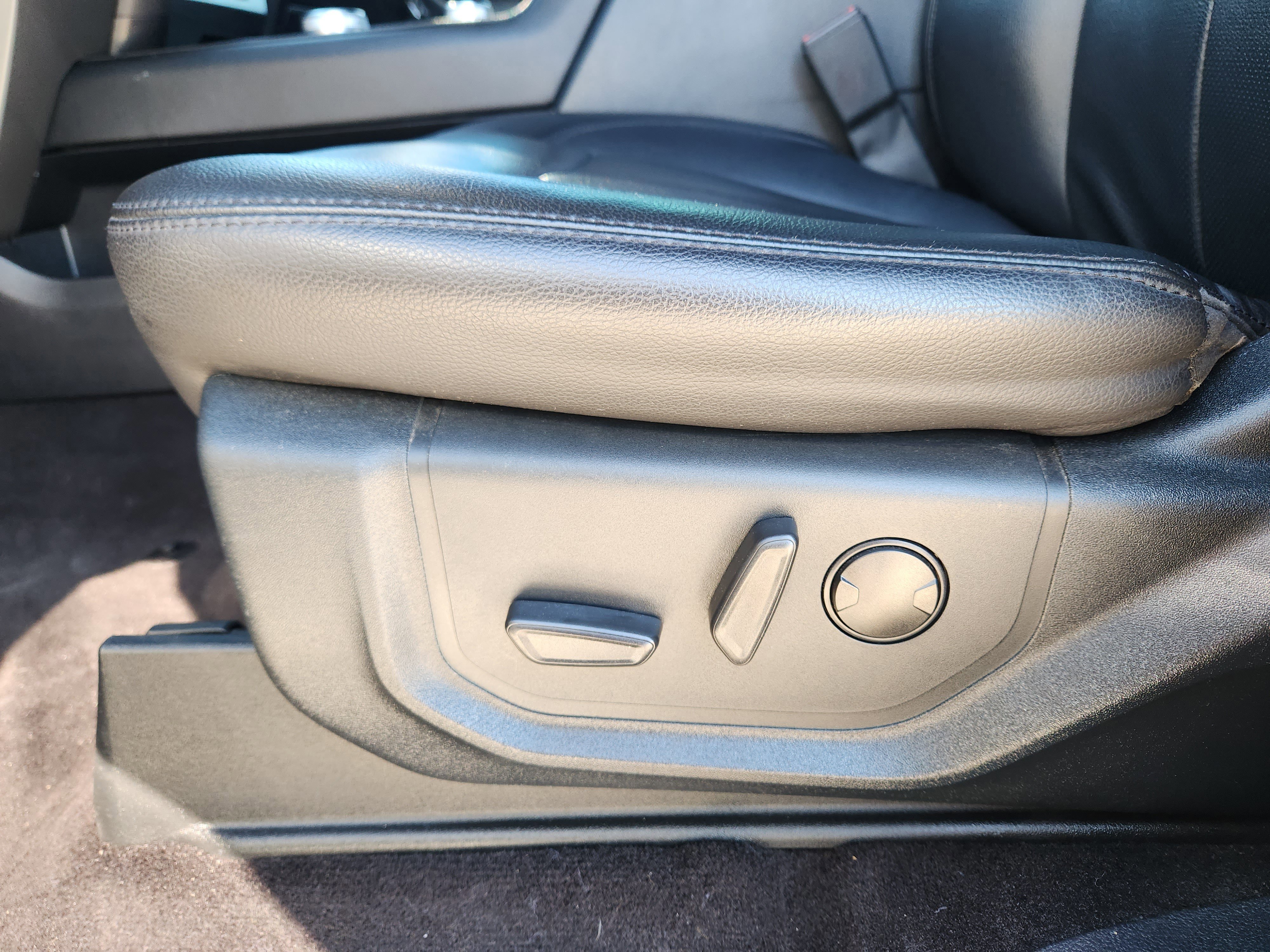 Used 2021 Ford Expedition Max XLT image 21