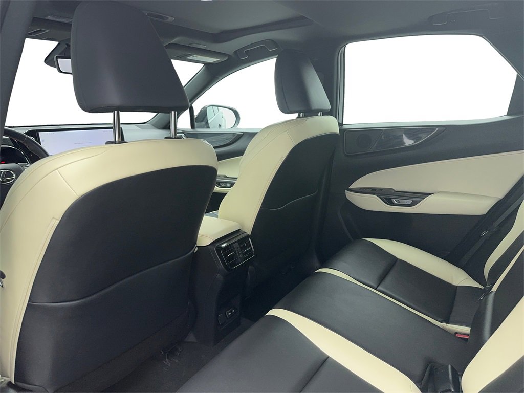Used 2024 Lexus NX 350 AWD image 35