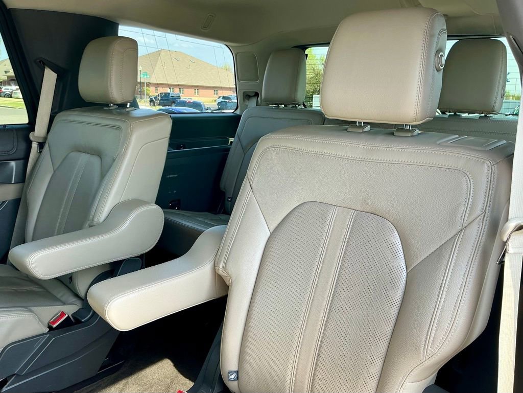 Used 2018 Ford Expedition Limited w/ Equipment Group 301A image 31