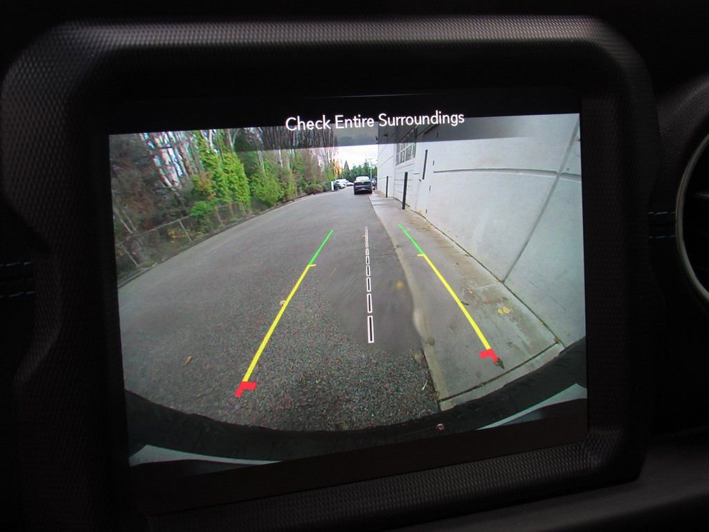 Used 2021 Jeep Wrangler Unlimited Rubicon 4xe w/ Steel Bumper Group image 33