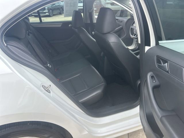 Used 2018 Volkswagen Jetta SE FWD image 21