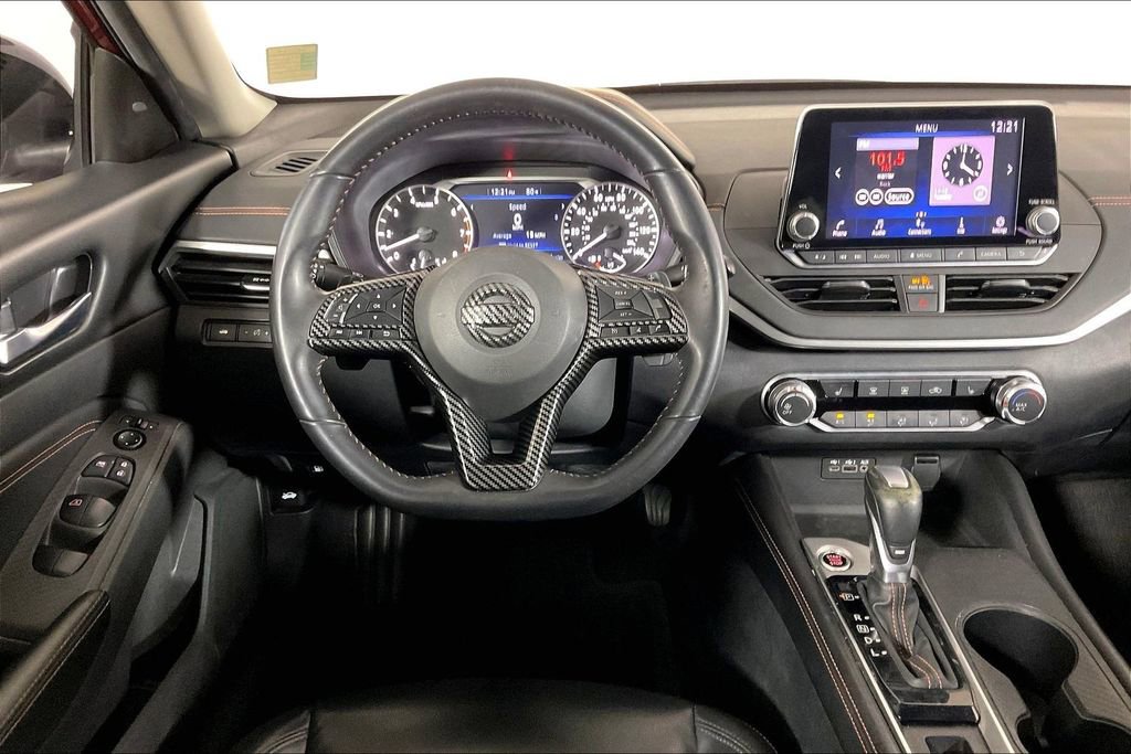 Used 2021 Nissan Altima 2.5 SR w/ SR Premium Package image 4