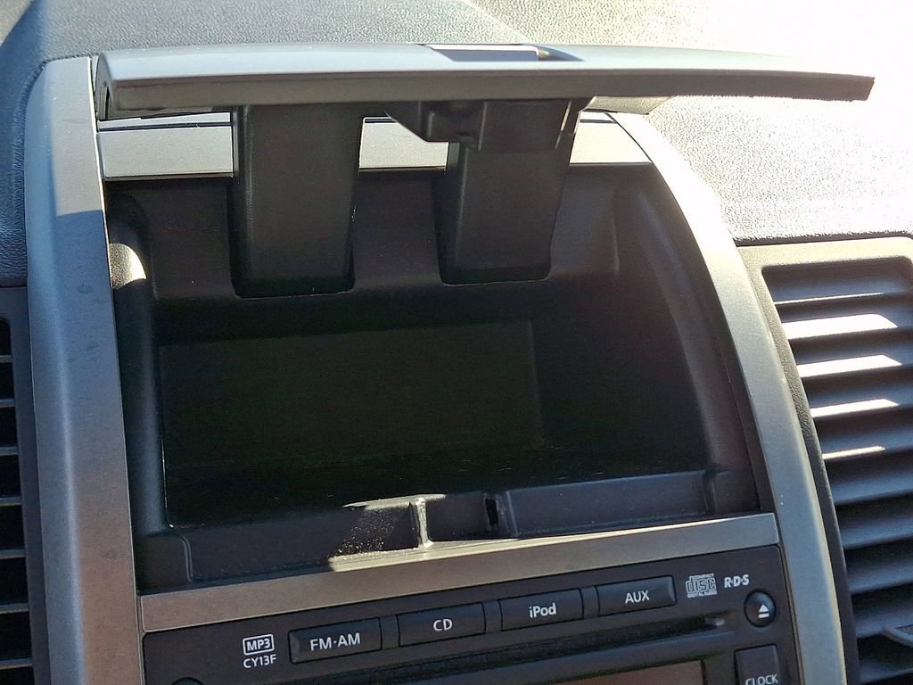 Used 2012 Nissan Sentra 2.0 SR FWD image 23