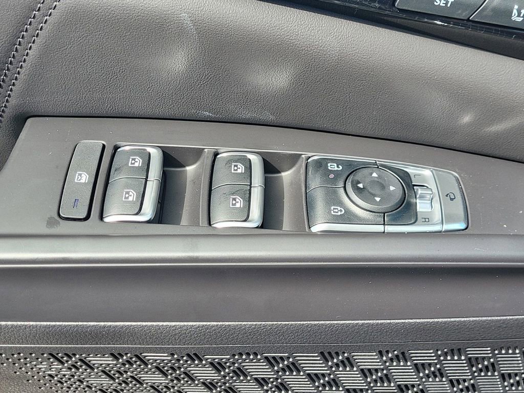 New 2025 Kia Carnival SX Prestige image 7