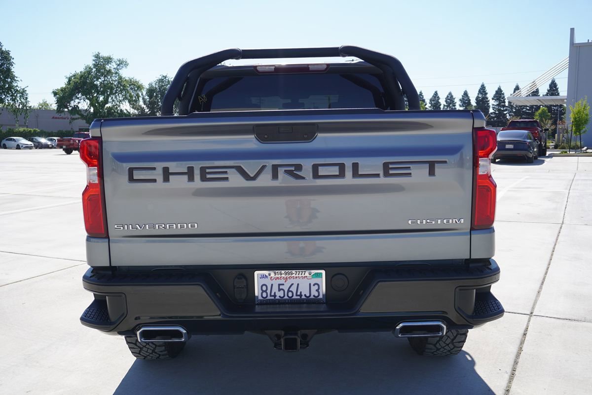 Used 2019 Chevrolet Silverado 1500 Custom Trail Boss w/ Custom Convenience Package AWD/4WD image 16