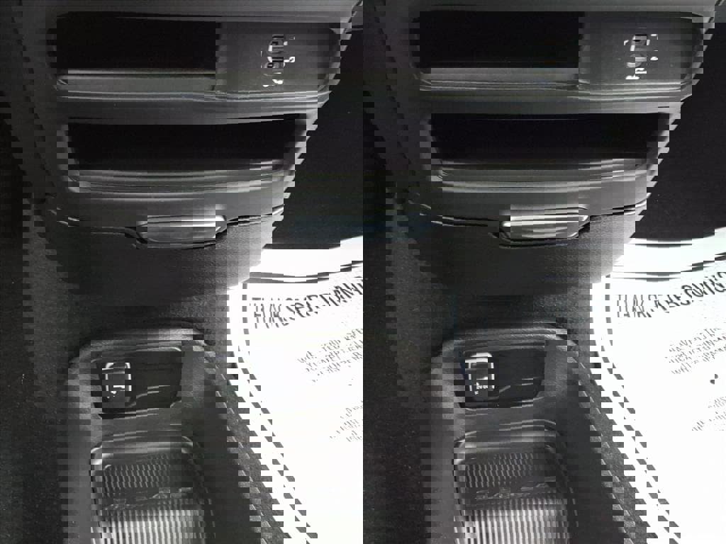 New 2026 Chrysler Voyager LX image 25