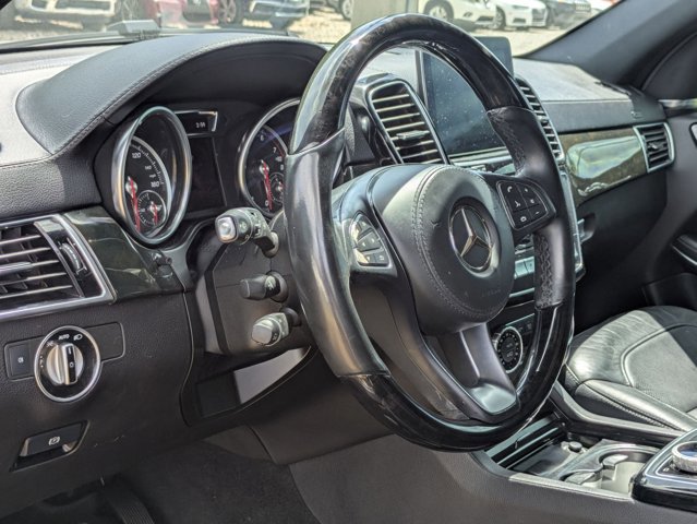 Used 2019 Mercedes-Benz GLS 550 4MATIC image 3