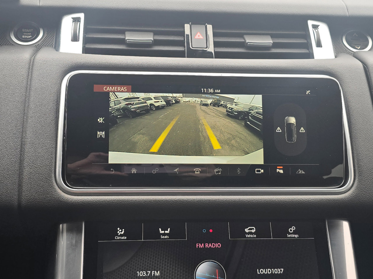 Used 2020 Land Rover Range Rover Sport HSE image 10