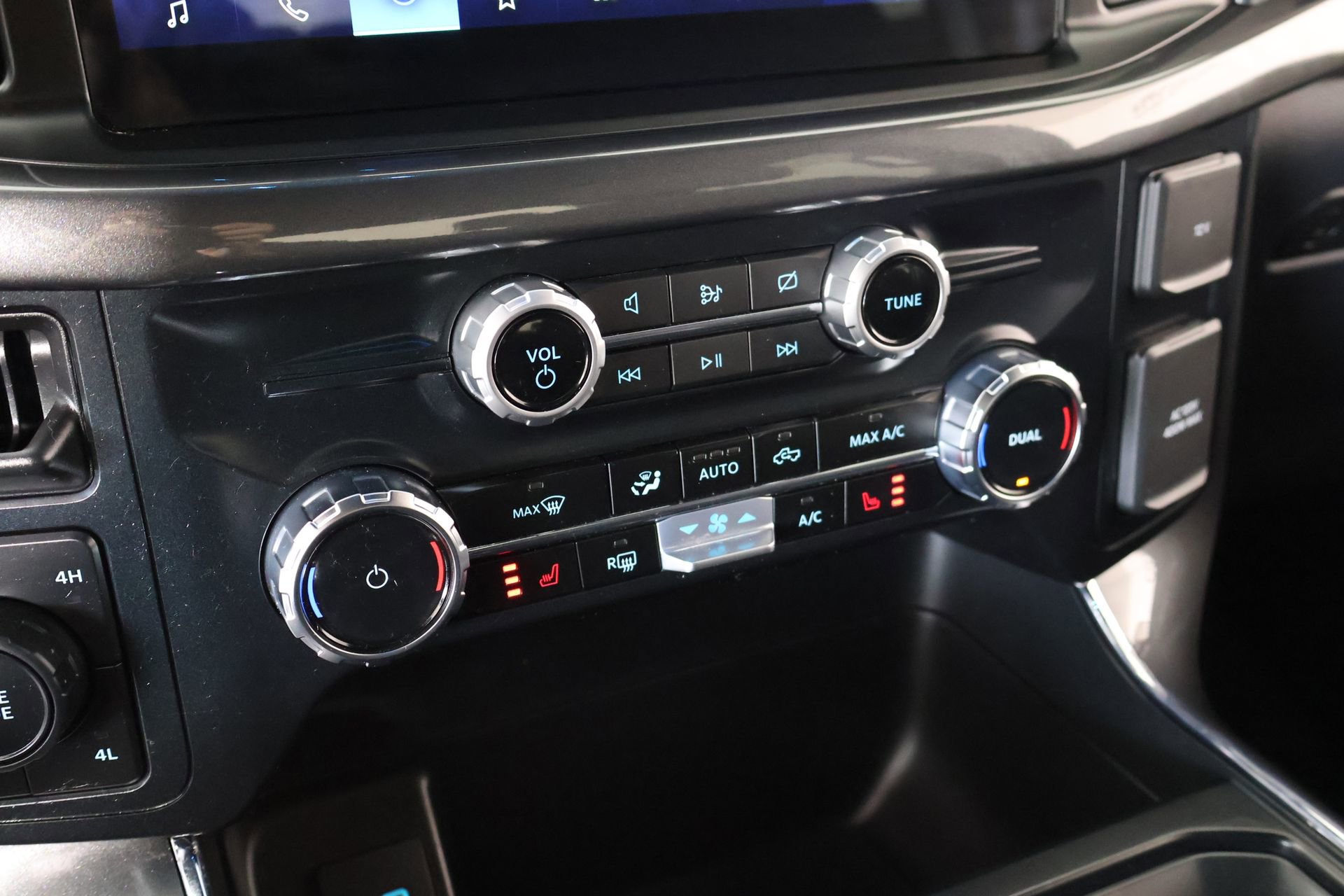 Used 2023 Ford F150 XLT w/ Equipment Group 302A High AWD/4WD image 8