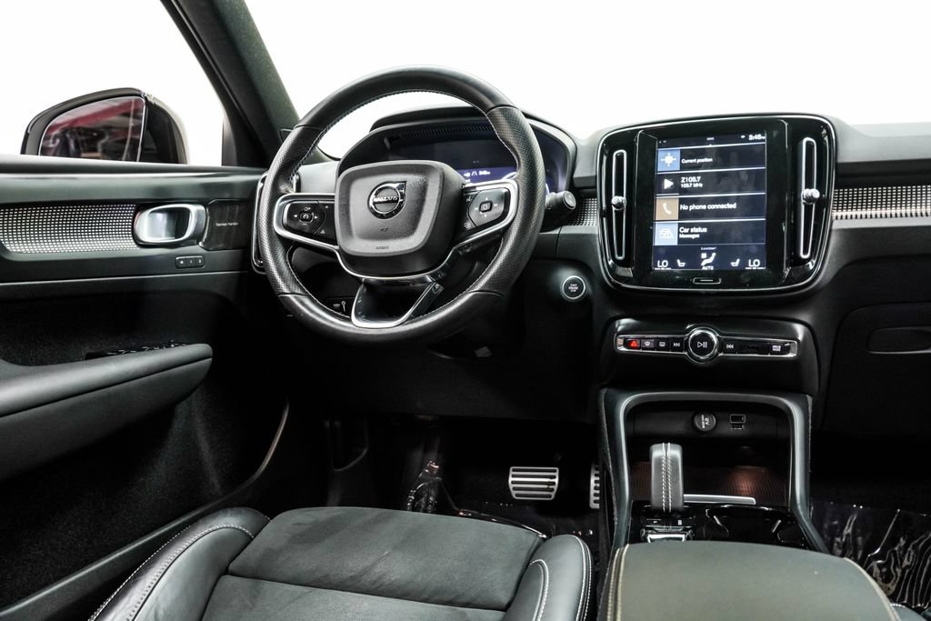 Used 2021 Volvo XC40 T5 R-Design w/ Protection Package Premier AWD/4WD image 25