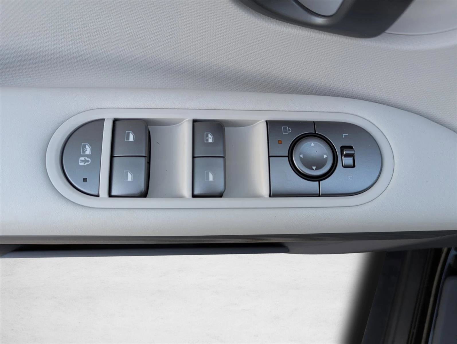 New 2026 Hyundai Ioniq 5 SE RWD image 10
