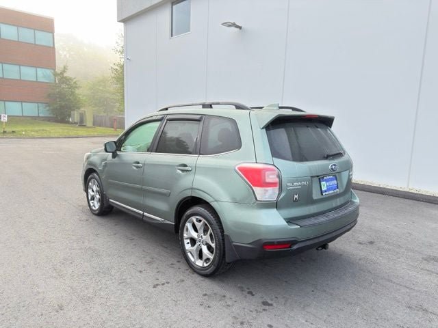 Used 2018 Subaru Forester 2.5i Touring AWD/4WD image 7
