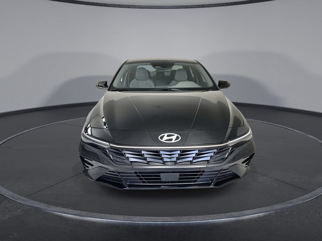Certified 2025 Hyundai Elantra SEL FWD image 3