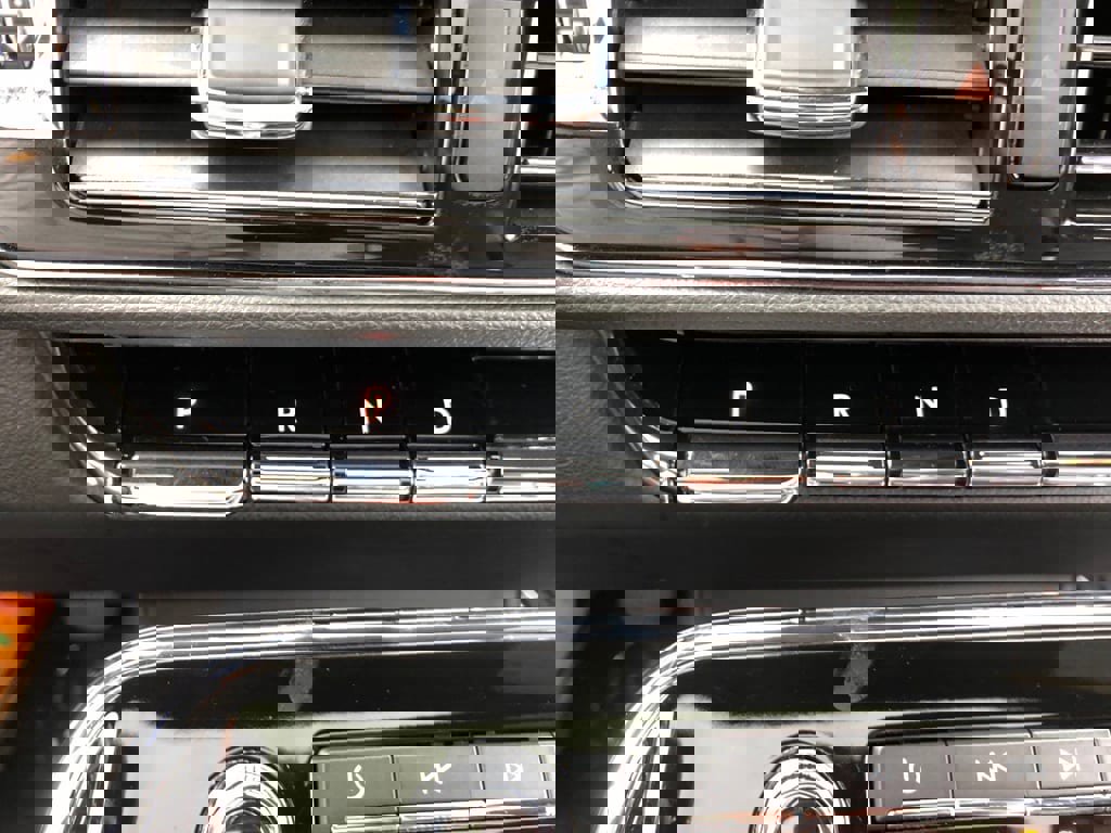 Used 2022 Lincoln Navigator Reserve image 22