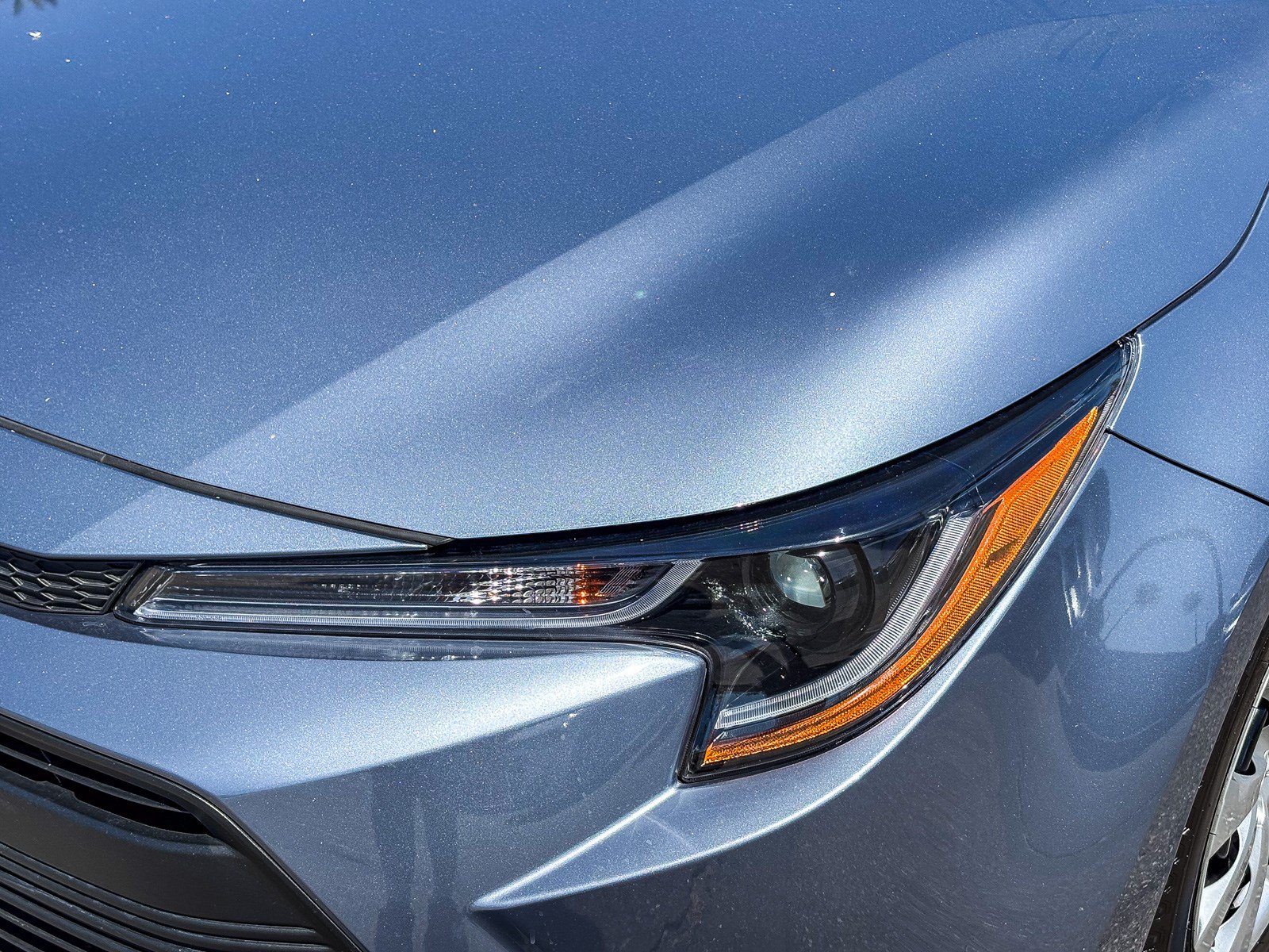 Certified 2025 Toyota Corolla LE FWD image 9