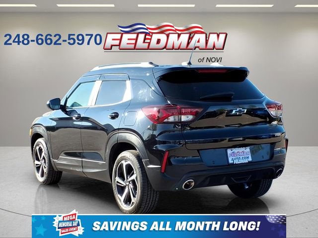 Used 2021 Chevrolet TrailBlazer RS w/ Technology Package FWD image 3