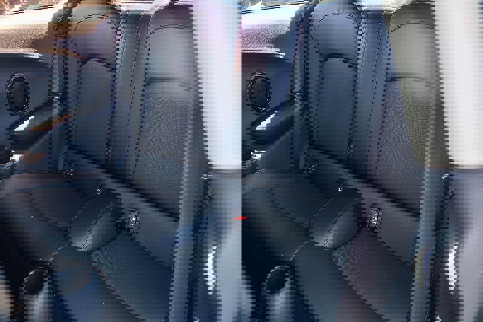 Used 2014 MINI Cooper 2-Door Hardtop image 18