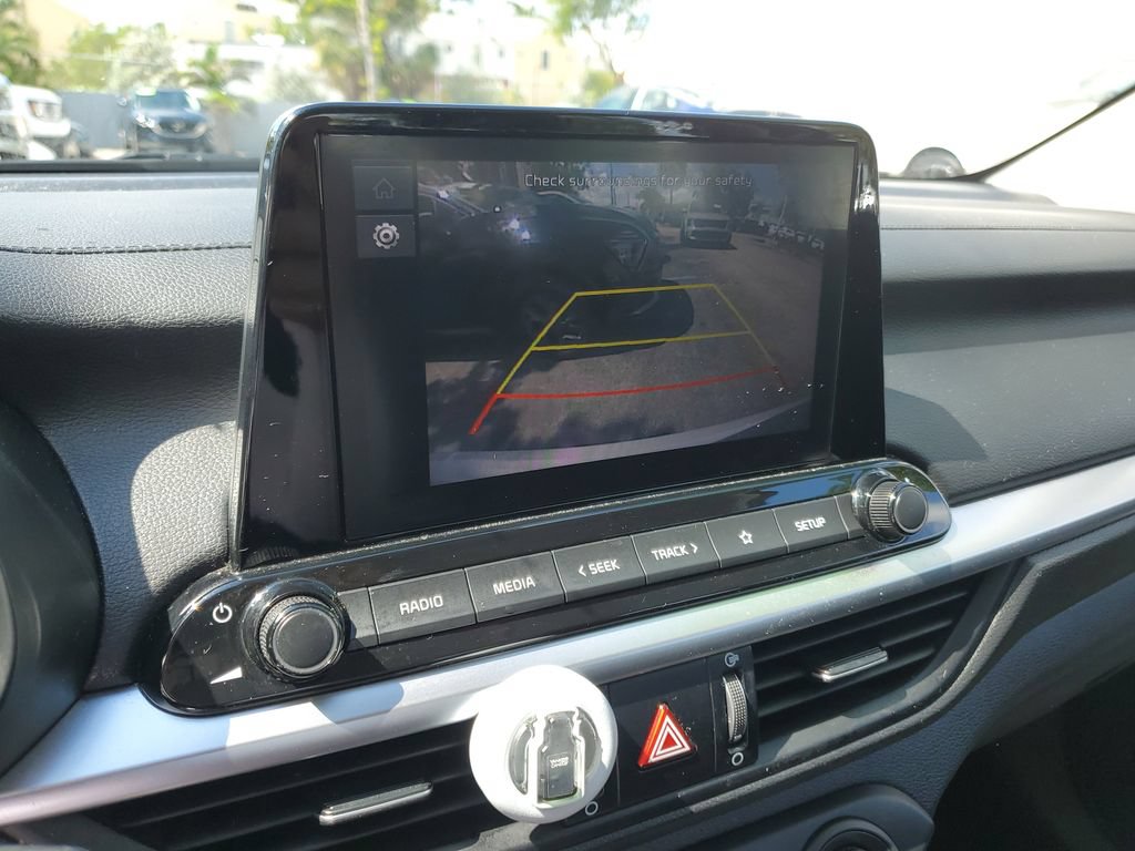 Certified 2022 Kia Forte LXS w/ LXS Technology Package FWD image 28