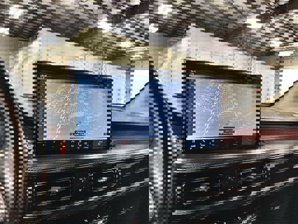 Used 2021 Lincoln Nautilus Reserve image 34