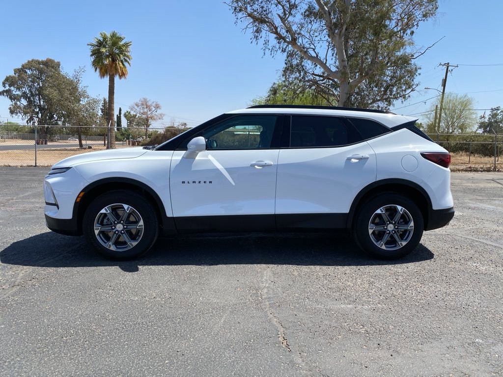 Used 2024 Chevrolet Blazer LT w/ Convenience Package image 3
