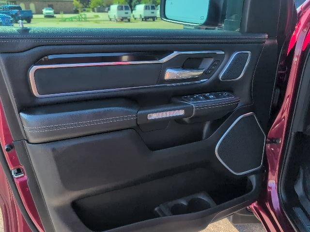 Used 2022 RAM 1500 Laramie AWD/4WD image 22