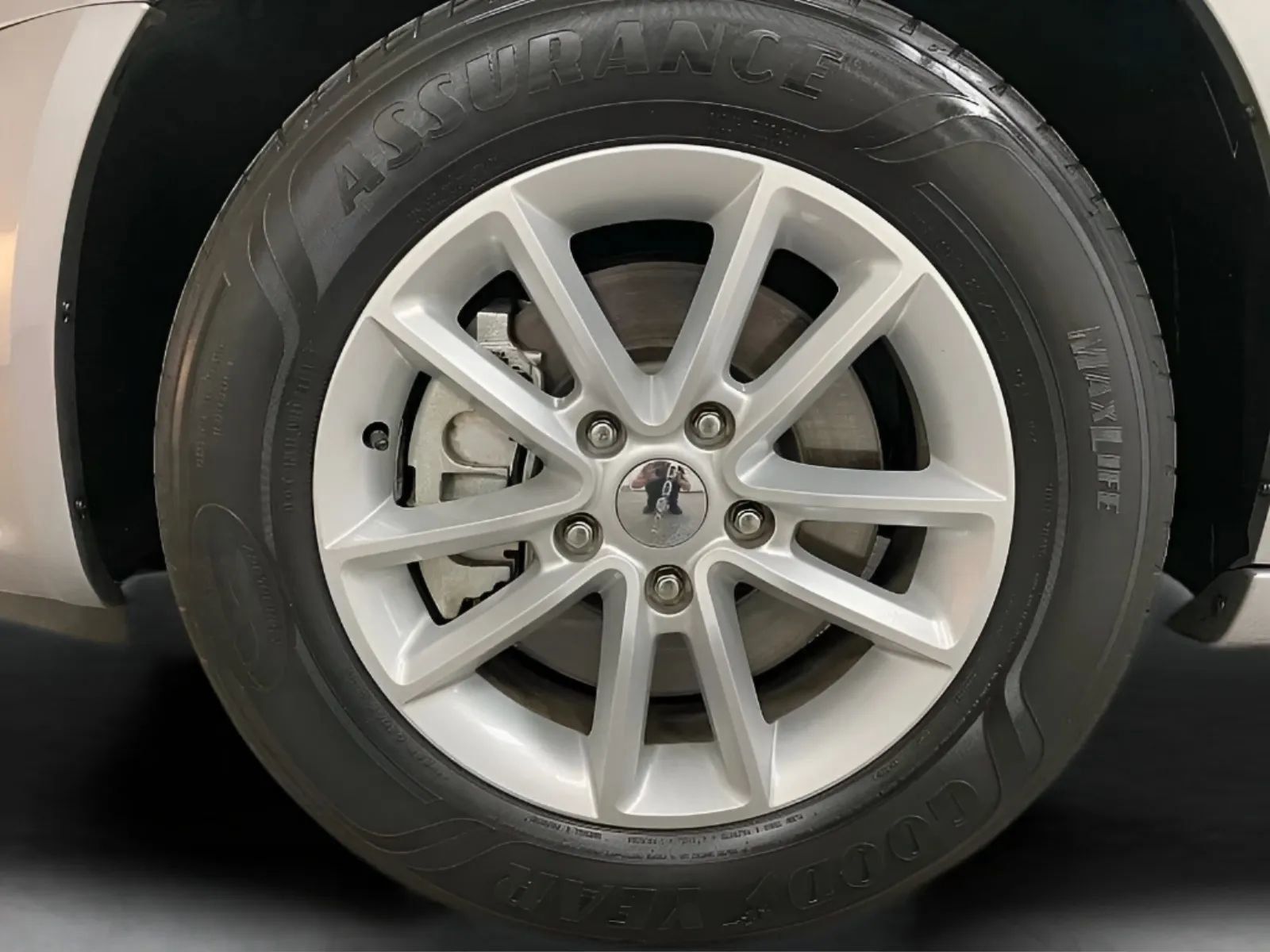 Used 2020 Dodge Grand Caravan SE FWD image 24