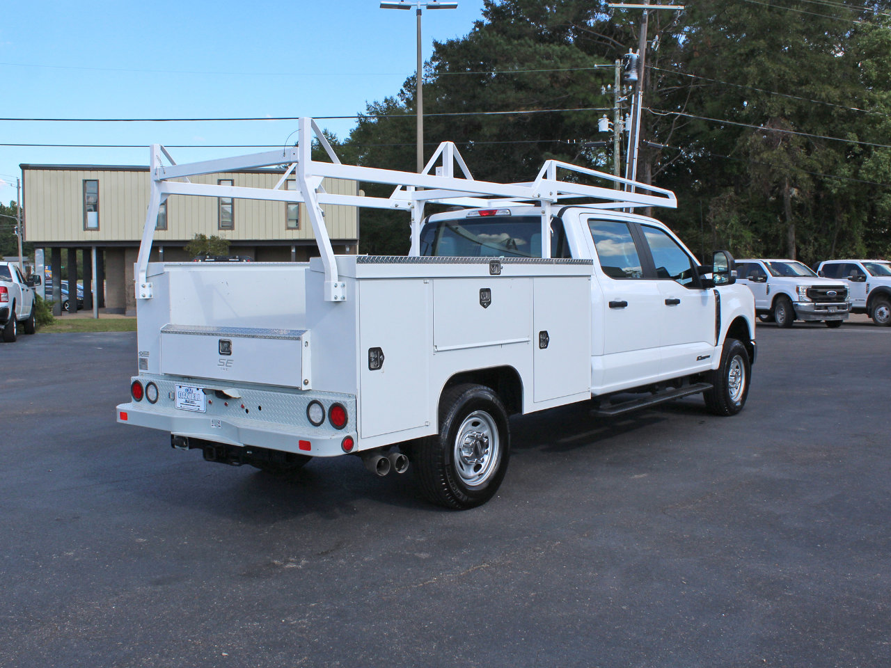 Used 2023 Ford F250 XL w/ Snow Plow/Camper Package image 13